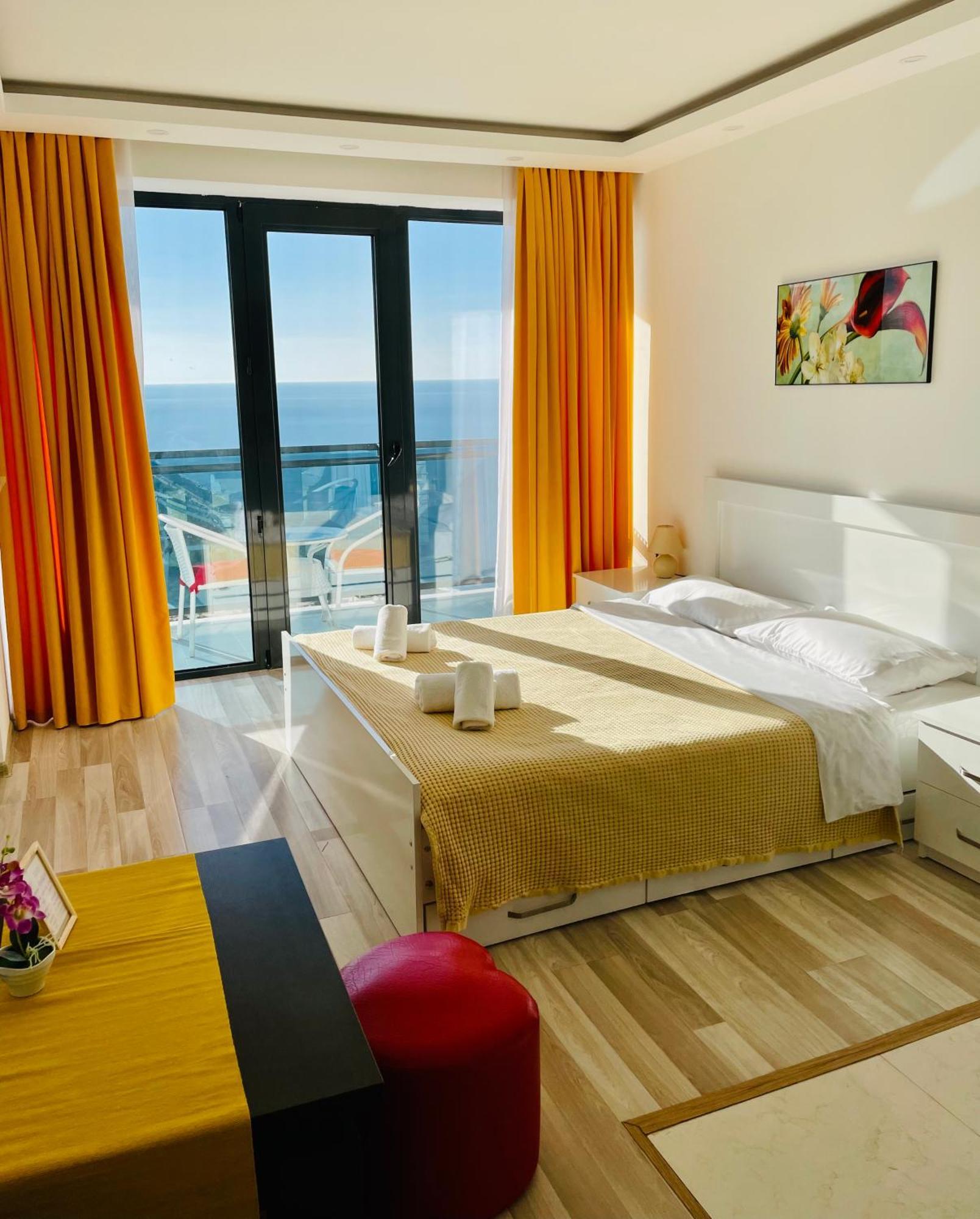 Sea View Apartments Orbi Beach Tower Batumi Exterior foto