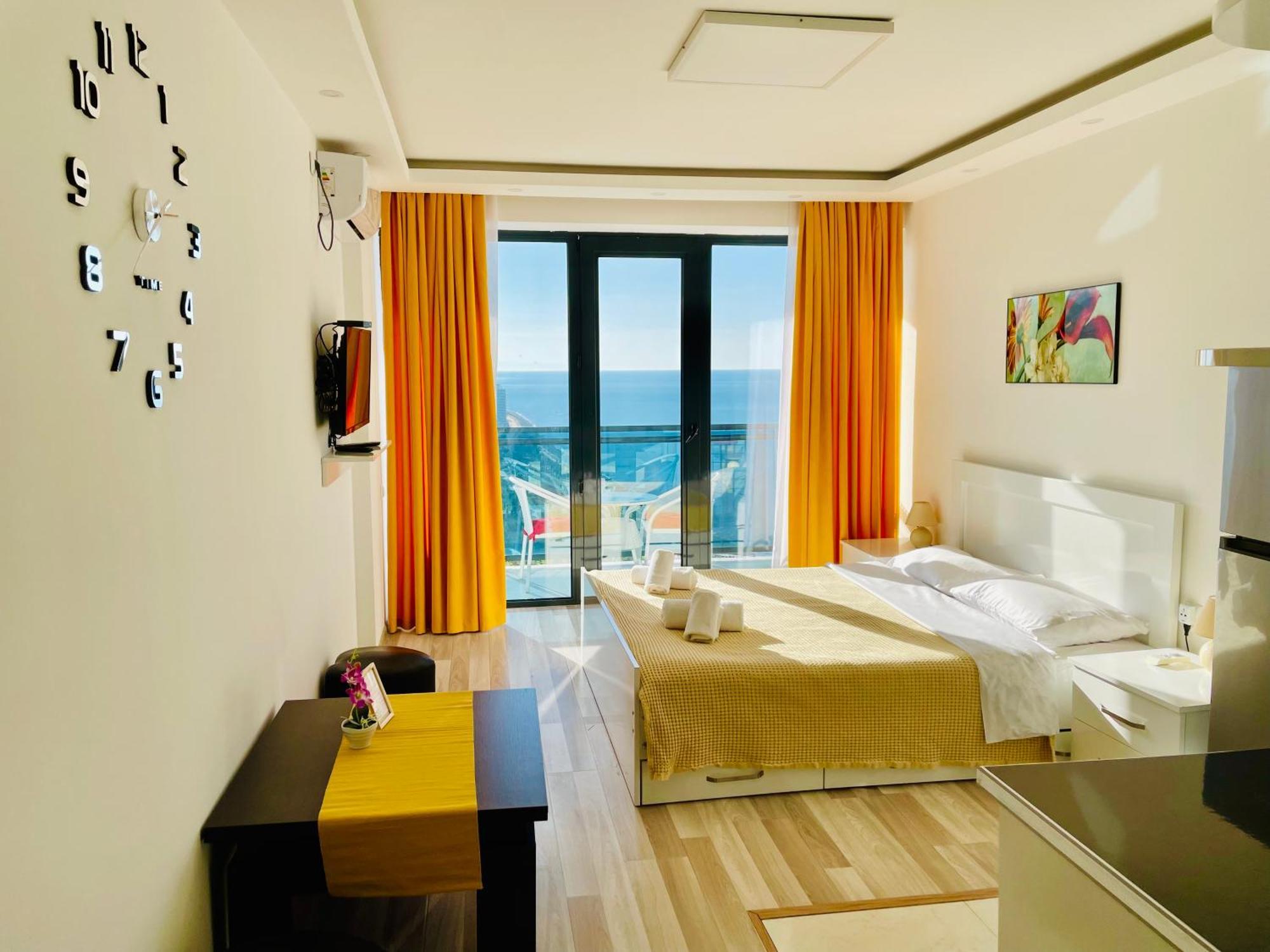 Sea View Apartments Orbi Beach Tower Batumi Exterior foto