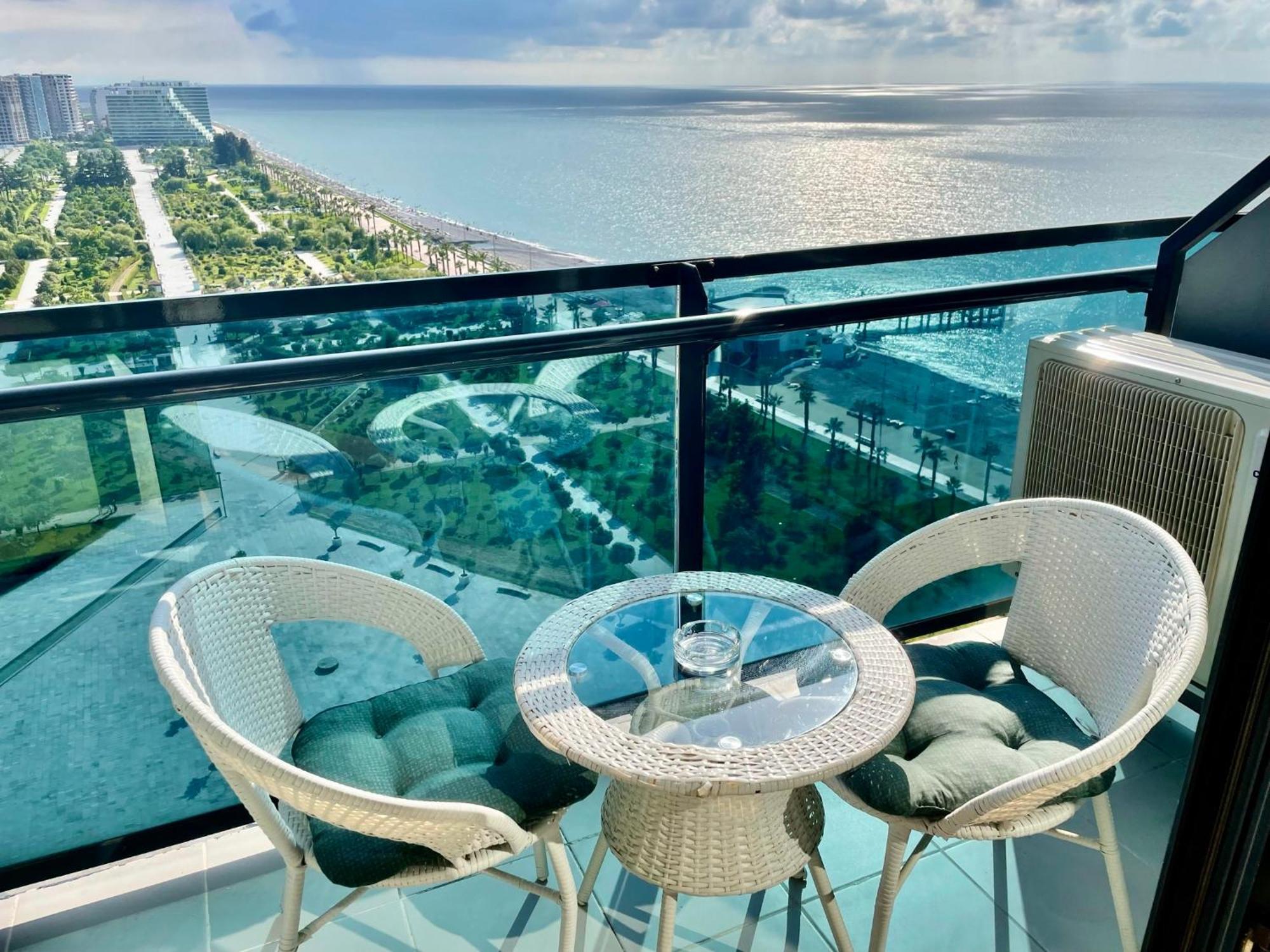 Sea View Apartments Orbi Beach Tower Batumi Exterior foto