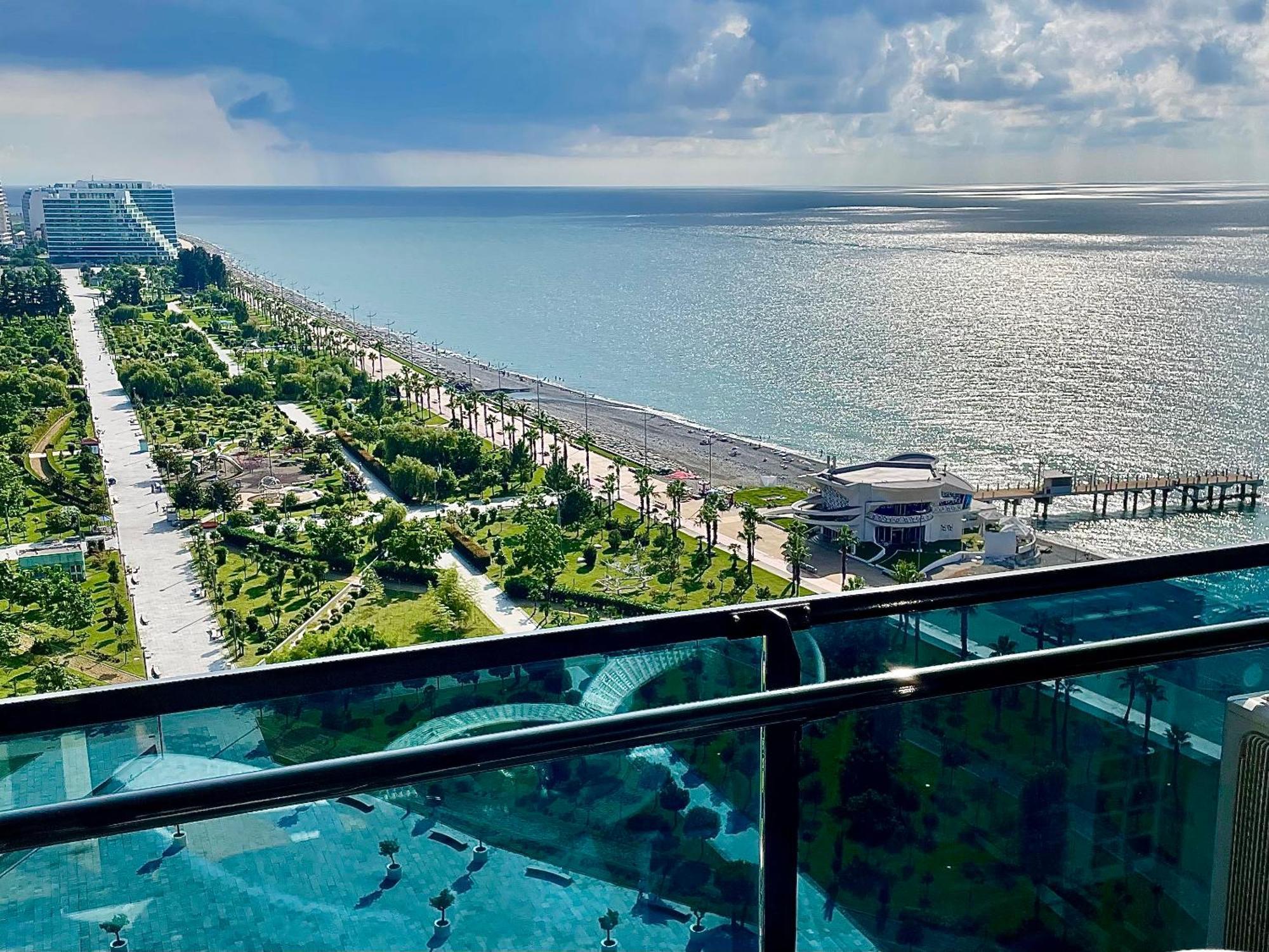 Sea View Apartments Orbi Beach Tower Batumi Exterior foto